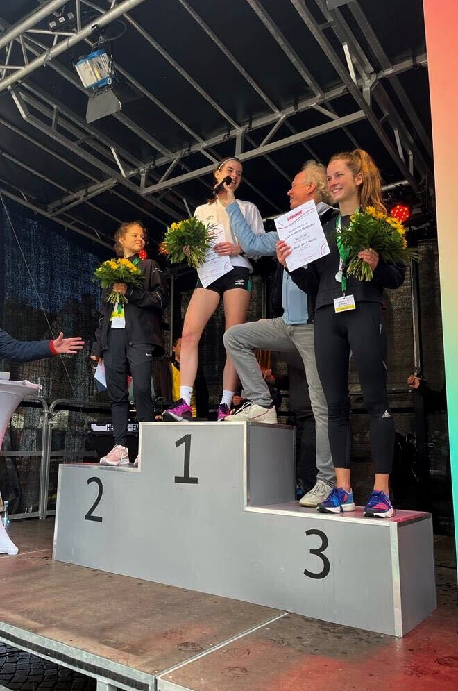 3. Platz für Ann-Kathrin Balduhn rechts in Bremen über 10km